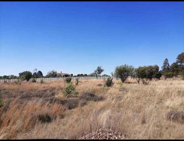 LAND FOR SALE IN BLUE HILLS